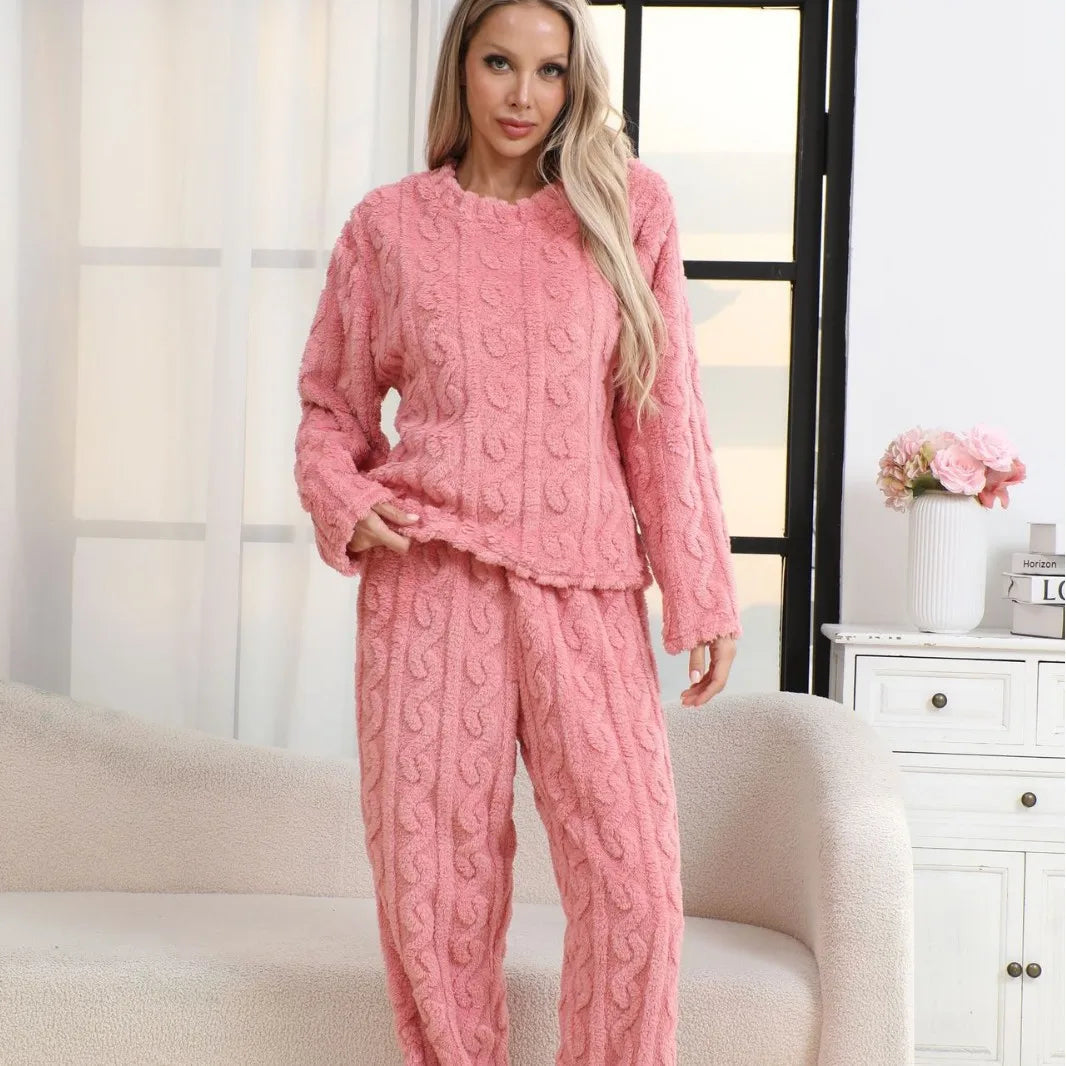 Zachte pyjamaset voor dames – comfortabele huiskleding voor de winter en de feestdagen