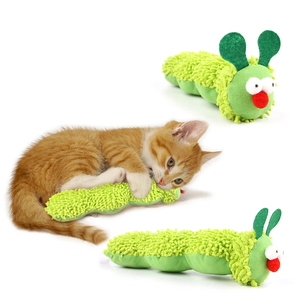 Knabbelspeelgoed voor katten: een rups met kattenkruid en zilverrank.