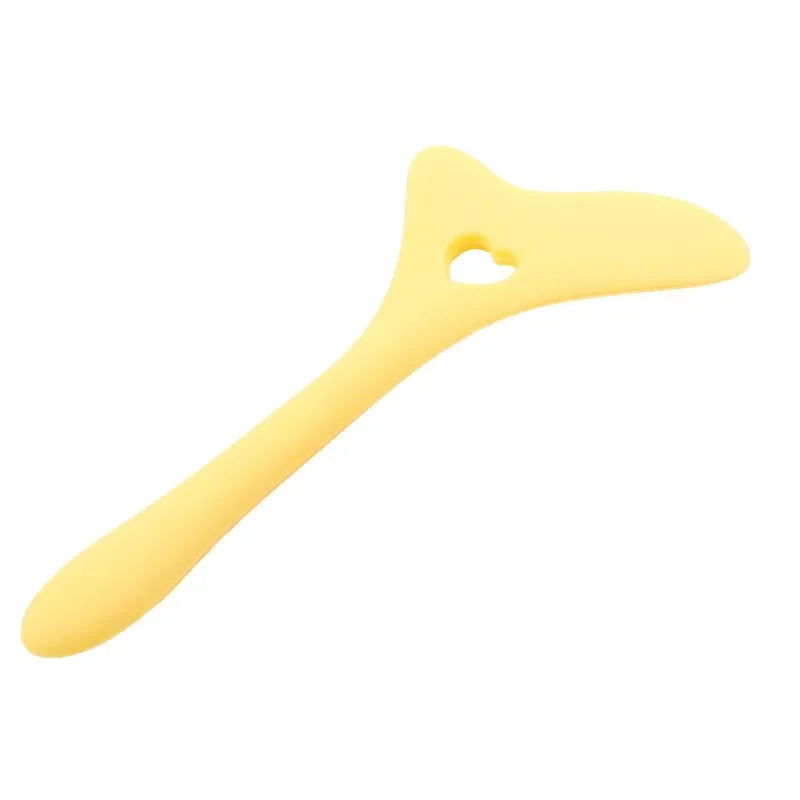 Multi-Functional Eyeliner Stencil – Reusable Silicone Make-up Aid