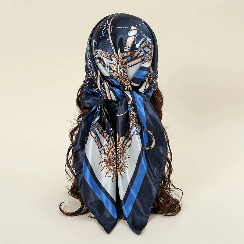 Foulard en soie pour femme 90x90 cm – Bandana carré tendance