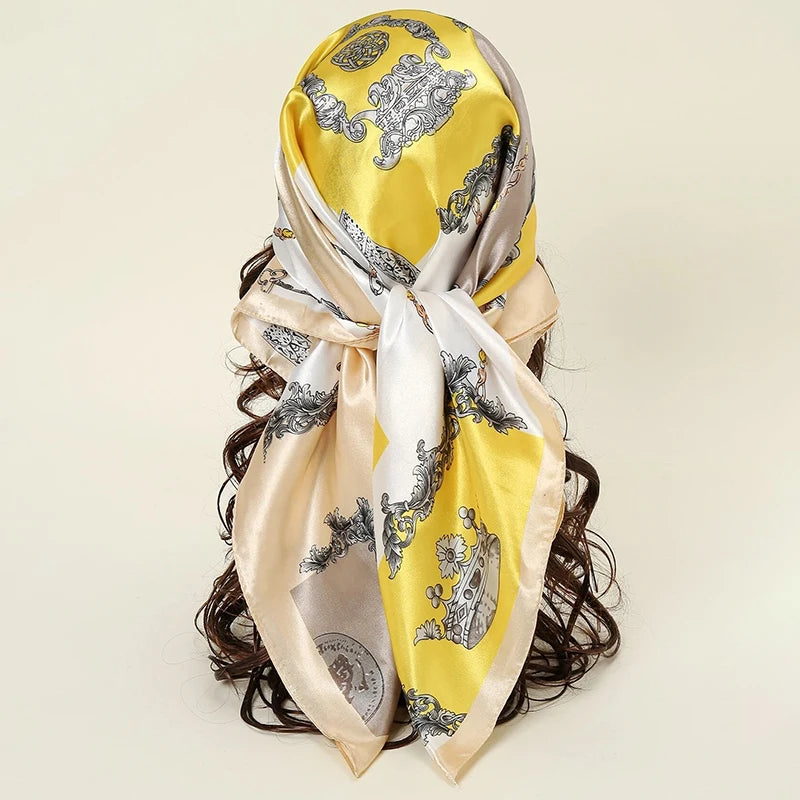 Foulard en soie pour femme 90x90 cm – Bandana carré tendance