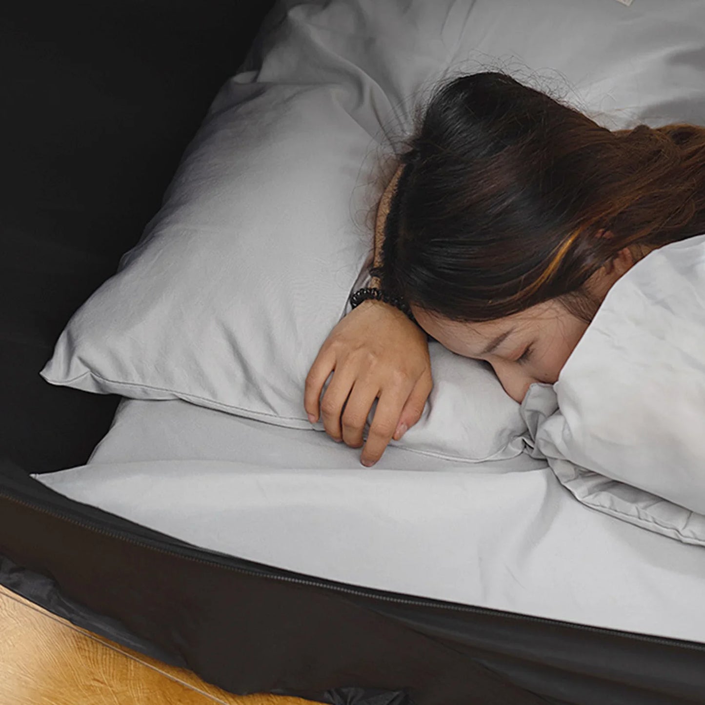 Folding Bed Tent – Pop-Up Sleeping Tent for Kids & Adults