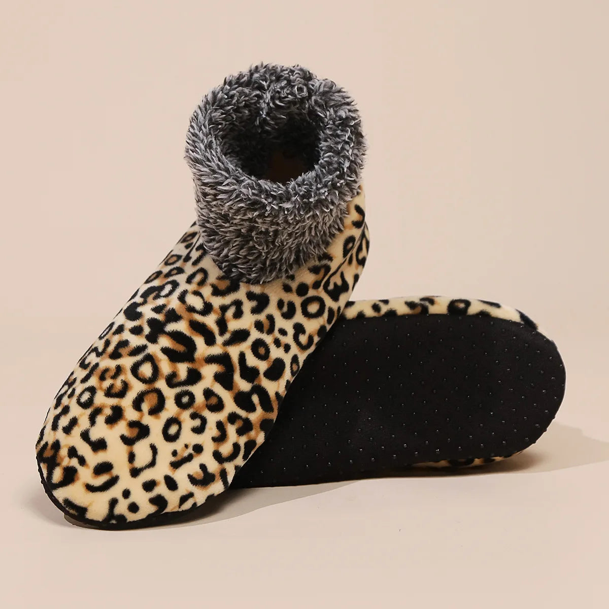 Chaussettes-chaussons chaudes antidérapantes à imprimé léopard pour hommes et femmes